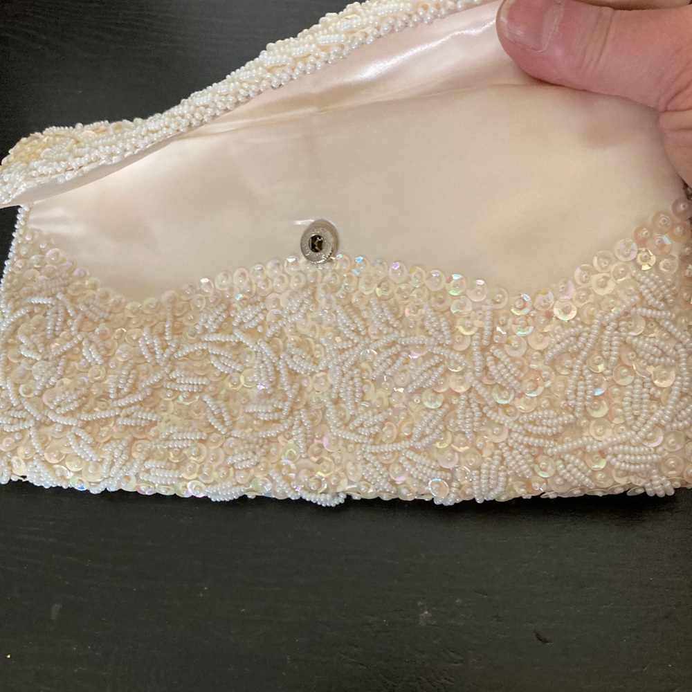 Beaded Clutch Purse - Picture 3 of 4